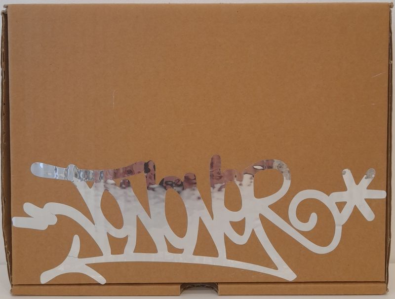 Box with a silksscreen print and the catalogue (Silksreen) -  JonOne