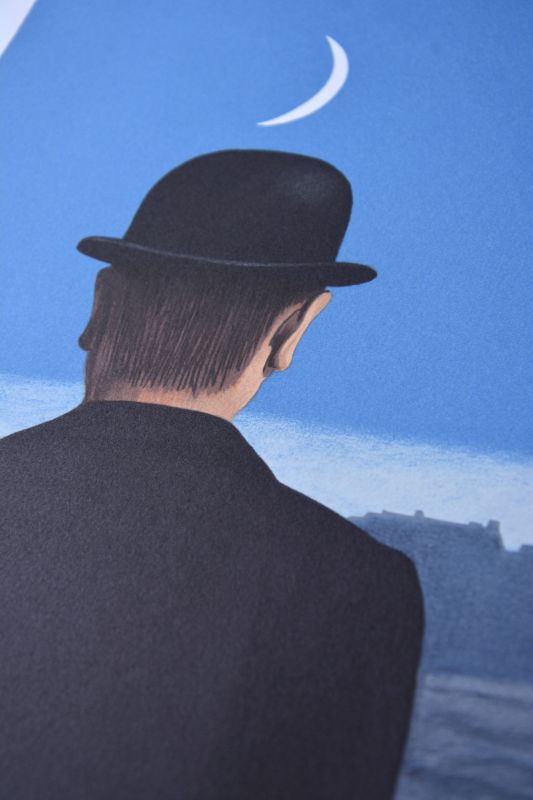 Das Meisterwerk oder die Geheimnisse des Horizonts (Farblithographie) - René MAGRITTE